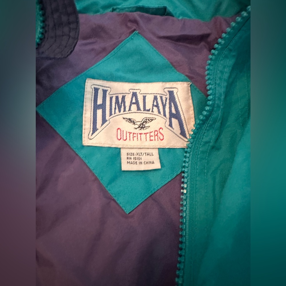 Vintage Windbreaker